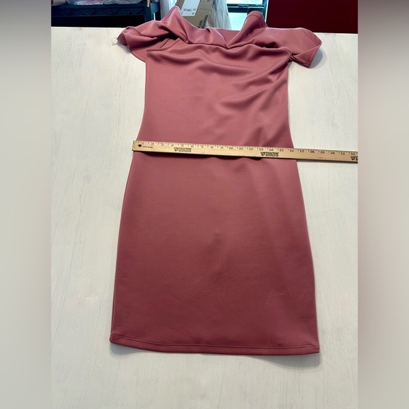 Alison Andrews Off Shoulder Ruffle Dress Size Small Pink Knee Length Party - Picture 6 of 7